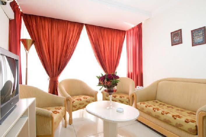 Elysee Residence Beirut Bagian luar foto